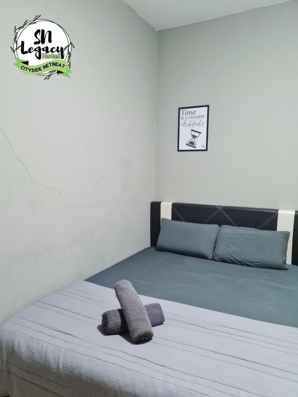 Hotel Sn Legacy Куала Теренгану Екстериор снимка